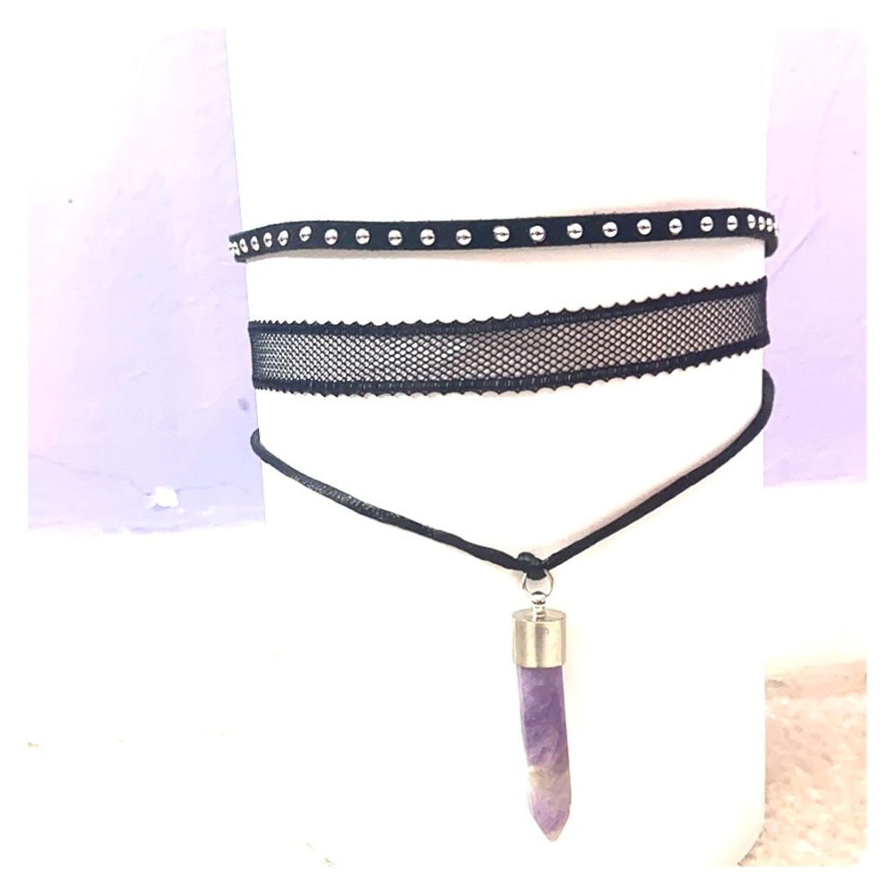 Black choker bundle